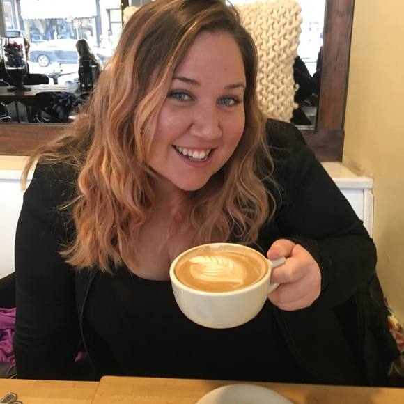 Meet your Posher, Kay - Picture 1 of 1